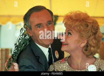 1968, Filmtitel: YOURS, MINE und OURS, Regie: MELVILLE SHAVELSON, abgebildet: LUCILLE BALL, HENRY FONDA. (Bild Kredit: SNAP) Stockfoto