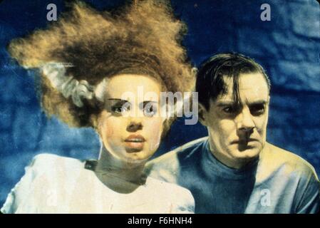 1935, Filmtitel: Braut von FRANKENSTEIN, Regie: JAMES WHALE, abgebildet: FRANKENSTEIN, ELSA LANCHESTER. (Bild Kredit: SNAP) Stockfoto