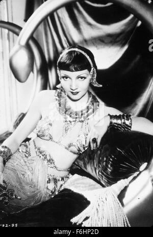 Filmtitel 1934: CLEOPATRA, Regie: CECIL B DeMILLE, Studio: PARAMOUNT, abgebildet: CLAUDETTE COLBERT. (Bild Kredit: SNAP) Stockfoto