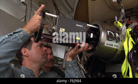 31. März 2003; Hollywood, Kalifornien, USA; Marine Experten Team/Besetzung von der Familie Dokumentarfilm '' Ghosts of the Abyss'' unter der Regie von James Cameron. Stockfoto