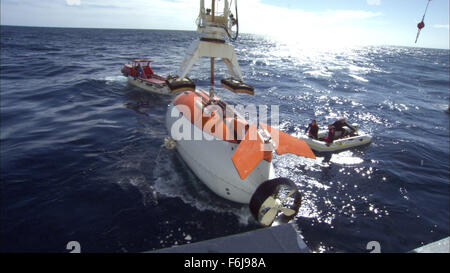 31. März 2003; Hollywood, Kalifornien, USA; Marine Experten Team/Besetzung von der Familie Dokumentarfilm '' Ghosts of the Abyss'' unter der Regie von James Cameron. Stockfoto