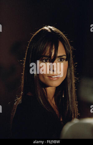 16. Januar 2003; Los Angeles, Kalifornien, USA; Ein Darsteller aus "D.E.B.S" Stockfoto