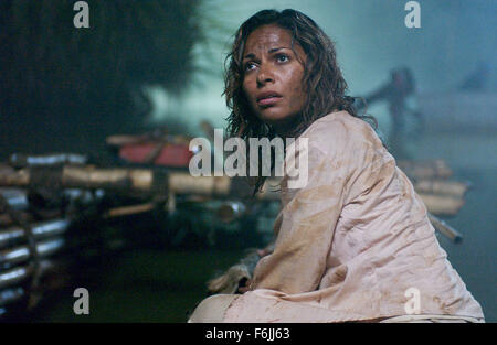 Erscheinungsdatum: 27. August 2004. FILMTITEL: Anacondas: die Jagd nach der Blut-Orchidee. STUDIO: Screen Gems. PLOT: Eine wissenschaftliche Expedition begibt sich auf Borneo, suchen eine Blume namens der Blut-Orchidee, die längere Lebensdauer gewähren könnte. Unterdessen laufen in Konflikt mit der sie Schlangen und einander. Im Bild: SALLI RICHARDSON als Gail Stern. Stockfoto