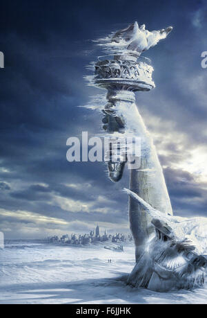 Erscheinungsdatum: 28. Mai 2004. FILMTITEL: The Day After Tomorrow. STUDIO: 20th Century Fox. PLOT: Ein Klimatologe versucht herauszufinden, einen Weg zur Rettung der Welt durch die abrupte Erderwärmung. Er muss zu seinem kleinen Sohn in New York erhalten, was eine neue Eiszeit übernommen wird. IM BILD:. Stockfoto