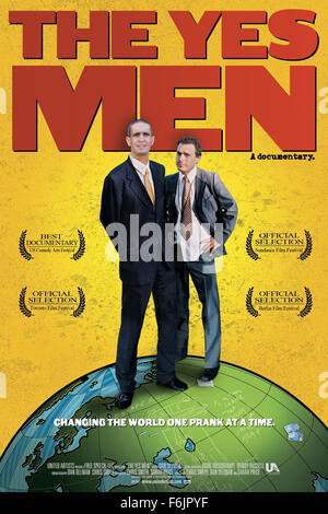 Datum der Freigabe: 1. April 2004. FILMTITEL: Die Yes Men. STUDIO: MGM. PLOT: Anti-corporate Aktivisten Reisen von Konferenz zu Konferenz, als Mitglied der Welthandelsorganisation. IM BILD:. Stockfoto