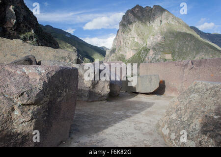 Inka Ruinen in der Nähe von Ollantaytambo, Peru. Stockfoto