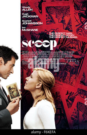 Erscheinungsdatum: 28. Juli 2006. FILMTITEL: Scoop. STUDIO: BBC Filme. PLOT: Eine amerikanische Journalismus-Studentin in London eine große Geschichte schöpft, und beginnt eine Affäre mit Aristokrat, wie der Vorfall entfaltet. Im Bild: HUGH JACKMAN als Peter Lyman und SCARLETT JOHANSSON als Sondra Pransky. Stockfoto