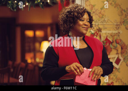 Datum der Freigabe: 21. November 2007. FILMTITEL: Dieses Weihnachten. STUDIO: Screen Gems. PLOT: Ein Weihnachtszeit Drama zentriert um die Whitfield Familie erster Urlaub zusammen in vier Jahren. Im Bild: LORETTA DEVINE als Ma'Dere. Stockfoto