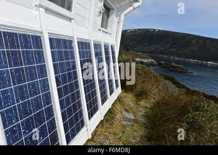 Solar-Panels. San Juan Salvamento-Lighthouse.Administered im Rahmen von der argentinischen Provinz Tierra Del Fuego, Staten Isla Stockfoto