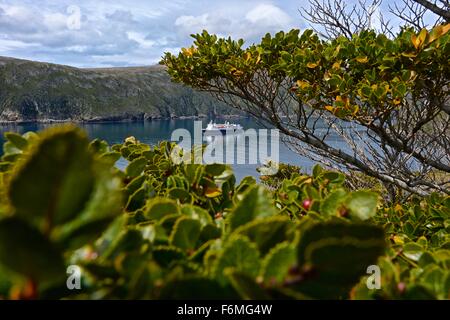 National Geographic / Lindblad Explorer. Als Teil der argentinischen Provinz Tierra Del Fuego verabreicht, hat Staten Island b Stockfoto