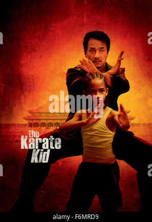 Erscheinungsdatum: 11. Juni 2010 Film Titel: The Karate Kid STUDIO: Columbia Bilder Regie: Harald Zwart PLOT: Arbeit Druck Ursache eine alleinerziehende Mutter nach China mit ihrem kleinen Sohn zieht; in seiner neuen Heimat, der junge umfasst Kung Fu, gelehrt, ihn von einem Meister der Selbstverteidigung Form Bild: Filmplakat (Credit Bild: C Columbia Pictures/Entertainment Pictures) Stockfoto