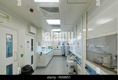 Reinraum-Labor am Imperial College, London. Königliche Schule der Gruben Gebäude. Stockfoto