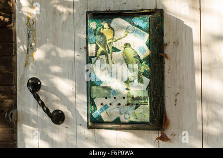 Hand gezeichnet Vintage Tür. Skizze-Vektor-illustration Vektor