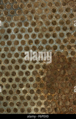 alte Vintage Gitter mit Rost Stockfoto