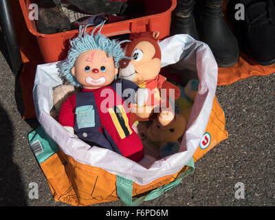 Liebenswerte Plüschtiere zum Verkauf an ein Auto Boot-Messe in London, England Stockfoto