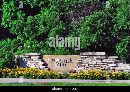 Ziegel und Mörtel Zeichen kündigt einen Eingang zu Chicago's Lincoln Park Zoo. Chicago, Illinois, USA. Stockfoto