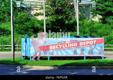 Eine Stadt von Chicago recycling Depot am Peggy Notebaert Nature Museum. Eine von mehreren Standorten in der Stadt. Chicago, Illinois, USA. Stockfoto