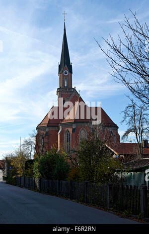 St.-Nikolaus-Kirche, Ubersee, Chiemgau, Oberbayern, Deutschland, Europa. Stockfoto