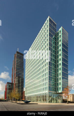Carlton Gebäude oder World Trade Center, WTC Gebäude am Hauptbahnhof Almere, Almere, Flevoland, Niederlande. Stockfoto