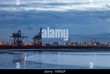 Blick über die Mündung Tees aus dem Süden Gare, Redcar. Stockfoto