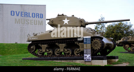 D Tag, Sherman M4A1 mittlerer Panzer, Overlord Museum, Omaha-Beach Colleville-Sur-Mer, Normandie, Normandie, Frankreich, WWII Stockfoto