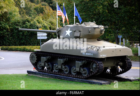 D Tag, Sherman M4A1 mittlerer Panzer, Overlord Museum, Omaha-Beach Colleville-Sur-Mer, Normandie, Normandie, Frankreich, WWII Stockfoto