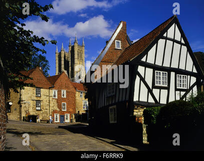 Michaelgate und Christi Krankenhaus-Terrasse. Steile Hügel. Lincoln. England. VEREINIGTES KÖNIGREICH. Europa Stockfoto