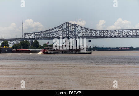 Historisches Schiff am Mississippi, New Orleans Stockfoto