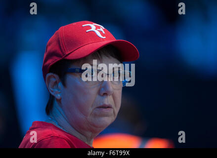 O2 Arena, London, UK. 19. November 2015. Barclays ATP World Tour Finals. Roger Federer (SUI) gegen Kei Nishikori (JPN) Tag 5 Singles match mit Federer gewinnen in 3 Sätzen. Bildnachweis: Sportsimages/Alamy Live-Nachrichten Stockfoto