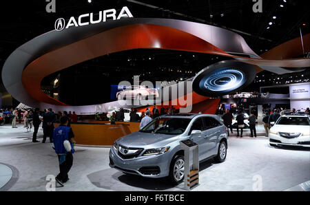 Los Angeles CA. 18. November 2015. Acura 2106 Neuwagen während der 2015 LA Auto show Medientag Mittwoch. Die LA Auto Show für das Publikum geöffnet am Freitag, den 20. November. Foto von gen Blevins/LA DailyNews/ZumaPress © gen Blevins/ZUMA Draht/Alamy Live News Stockfoto