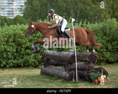 Dreitägige Veranstaltung Fahrer Teilnahme an der Cross Country Phase Stockfoto