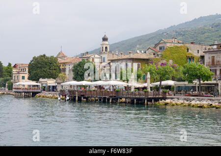 Torri del Benaco am Gardasee Stockfoto