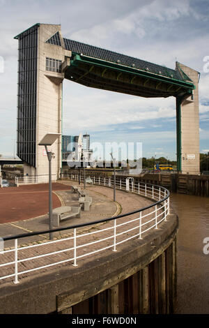 Großbritannien, England, Yorkshire, Hull, Gezeiten-Welle Barriere an der Mündung des River Hull bei Flut Hochwasser zu verhindern Stockfoto