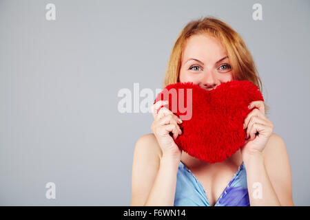 Frau wartet zum Valentinstag Stockfoto
