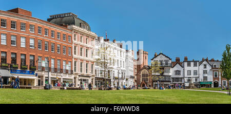 Panorama von Cathedral Close und alte Stadt von Exeter, Devon, England Stockfoto