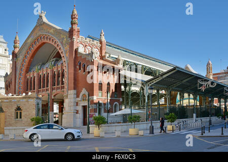 Kleines Einkaufszentrum Columbus Markt und Markt (Mercado de Colon) in Valencia, Spanien Stockfoto