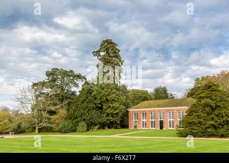 1958-Ersatz für die ursprünglichen 1704 Orangerie im Garten von Felbrigg Hall, Norfolk, Großbritannien Stockfoto