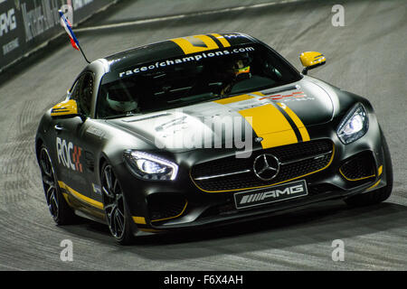 London, UK. 20. November 2015. 2012 ROC Champion of Champions Romain Grosjean von Frankreich fährt im ROC Nations Cup im The Stadion am Queen Elizabeth Olympic Park am 20. November 2015 in LONDON, Vereinigtes Königreich (Foto: Gergo Toth Fotografie / ALAMY Live News) Stockfoto