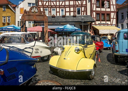 Oldtimer-Treffen, Oldtimer Messerschmitt Kabinen Roller FMR, Modellvarianten der KR 200, Baujahr 1955-1964, Marktplatz, Nidda Stockfoto