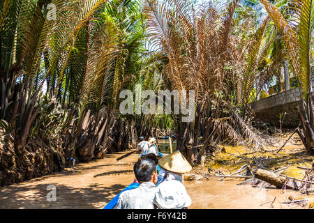 Kleine Boote am Delta des Mekong Flusses Stockfoto