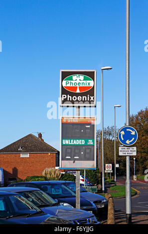 Eine stillgelegte Tankstelle Phoenix anmelden, Hellesdon, Norfolk, England, Vereinigtes Königreich. Stockfoto