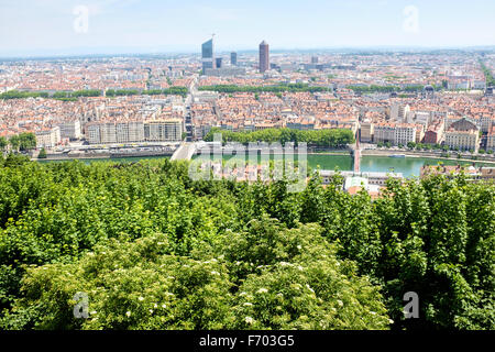 Blick auf Lyon von Basilique Notre Dame de Fourvière, Frankreich Stockfoto