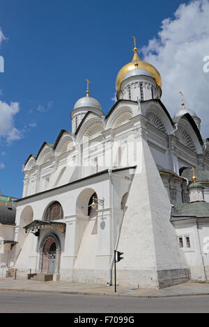 Die Erzengel-Michael-Kathedrale im Kreml, Moskau, Russland. Stockfoto