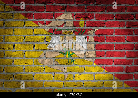Dunkle Wand Textur - Flagge gemalt auf der Wand - Sizilien Stockfoto