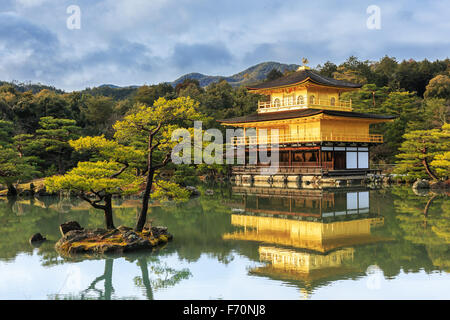 Goldener Pavillon Kinkakuji Tempel, Kyoto, Japan Stockfoto