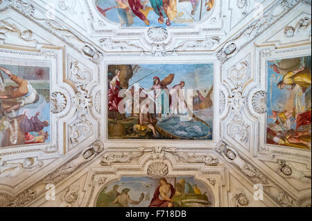 Italien, Venaria, Malereien an der Decke der Royal Palace apartments Stockfoto