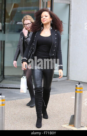 Natalie Gumede außerhalb ITV Studios mit: Natalie Gumede Where: London, Vereinigtes Königreich bei: 22. Oktober 2015 Stockfoto