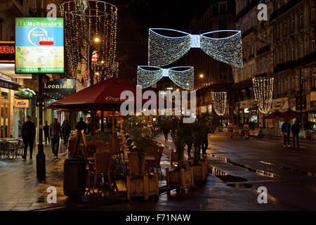 Brüssel, Belgien. 22. November 2015. Straßen der Innenstadt von Brüssel wurden von Touristen und einheimischen sichtbar weniger als in üblichen Tagen am 22. November 2015, in Brüssel besucht. Während hohes Maß an Bedrohung durch den Terrorismus wurde empfohlen, überfüllte Orten in der Stadt zu vermeiden. Bildnachweis: Skyfish/Alamy Live-Nachrichten Stockfoto