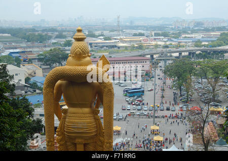 Statue des Gottes Murgan, Batu Caves-Kalkstein-Höhlen und Tempel, Kuala Lumpur, Malaysia, Südostasien, Asien Stockfoto