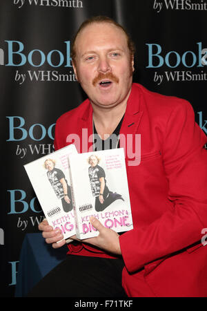 Keith Lemon erscheint bei Unterzeichnung seiner Bücher - "Keith Lemon Big One" und "der Biber und der Elefant" bei WHSmith Milton Keynes Featuring: Keith Zitrone wo: Milton Keynes, Großbritannien: 23. Oktober 2015 Stockfoto